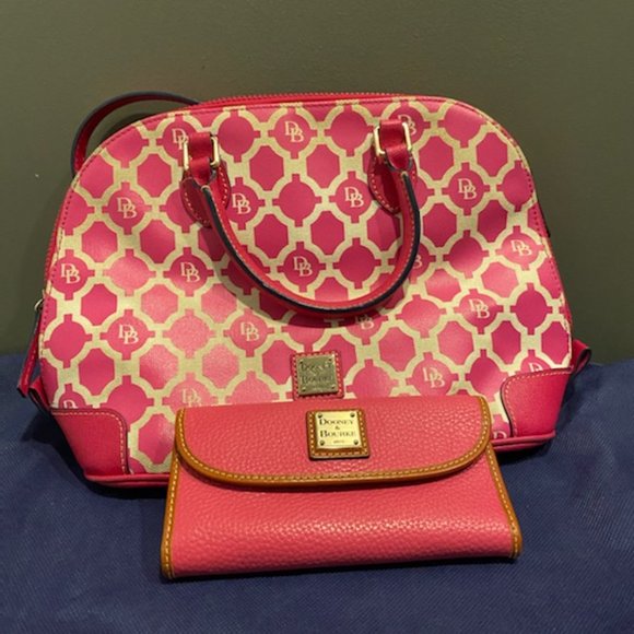 Dooney & Bourke Handbags - Dooney and Bourke Sanibel Shoulder Strap Purse and Matching Wallet